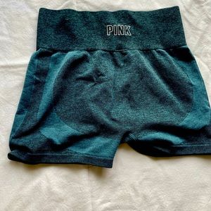 PINK seamless blue workout shortie